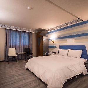 Golden Phoenix Hotel